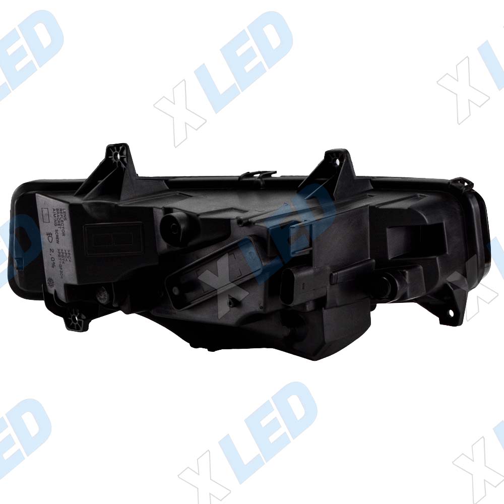Фара противотуманная Skoda Octavia А8 (2020-2026) LED (левая)