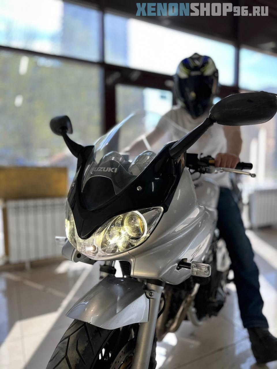 rxMx8JP8A64.jpg