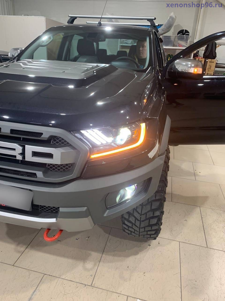 XDbR485q2pk.jpg