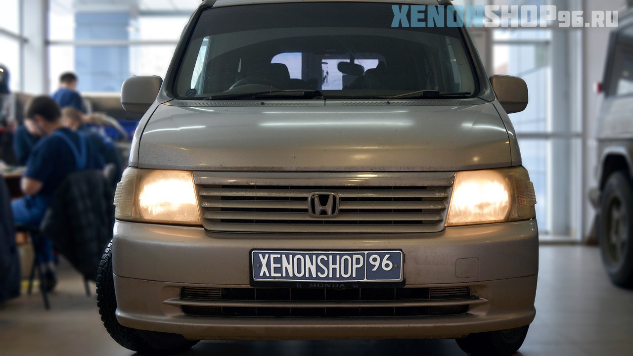 Honda Stepwgn 2002 - 1.jpg