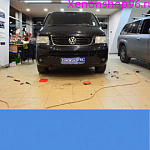 Установка би-ксеноновых линзне Hella  на Volkswagen Multivan
