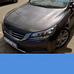 Honda Accord 2013 год IX  Замена стекла фары