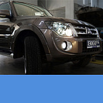 Замена линз на Hella 3 | Mitsubishi Pajero 4 2011г.