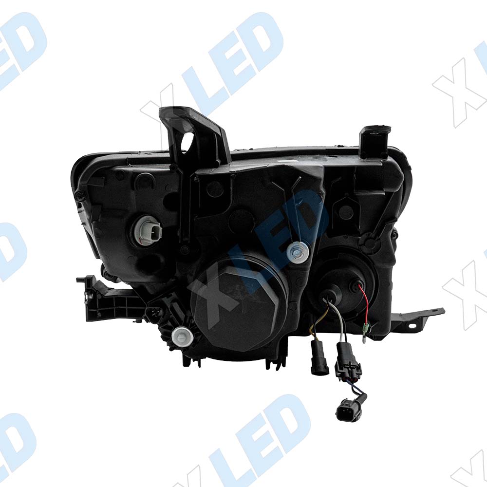 Фара Mitsubishi Pajero (2007-2010) LED (левая) с электрокорректором