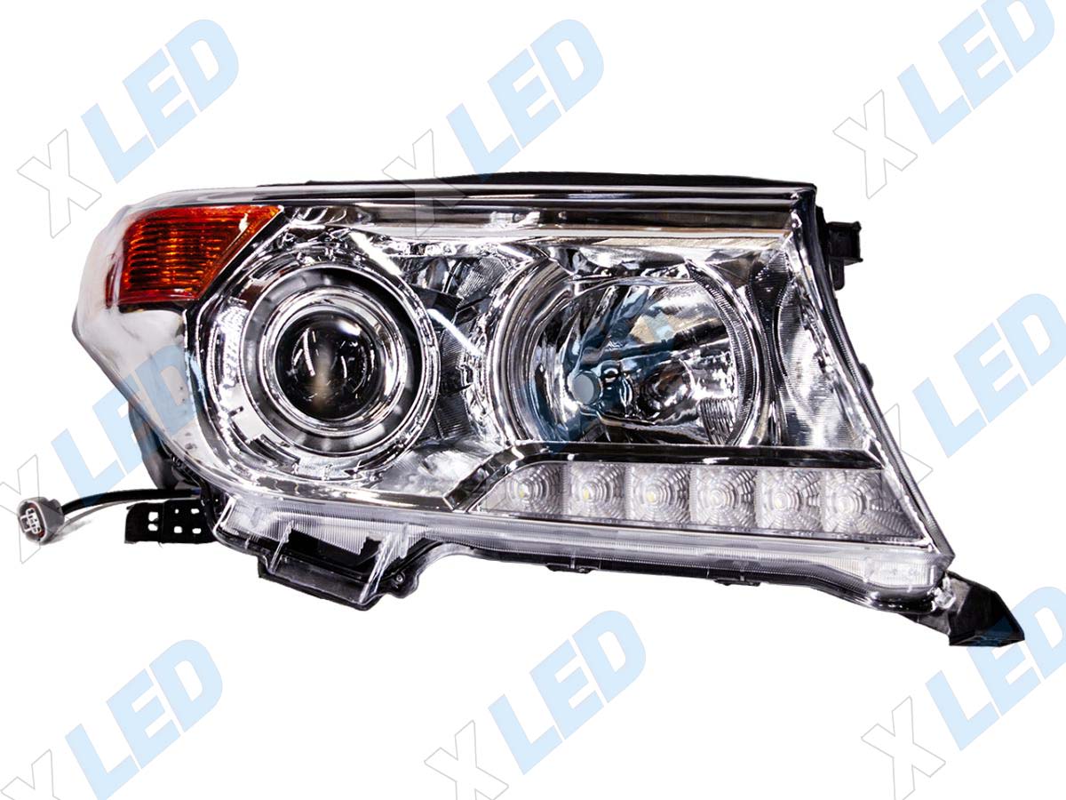 Фара Toyota Land Cruiser 200 (2012-н.в.) Ксенон с электрокорректором (правая)