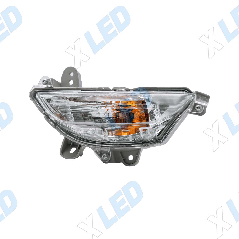 Фара противотуманная Mazda 3 2013-2017 (правая)