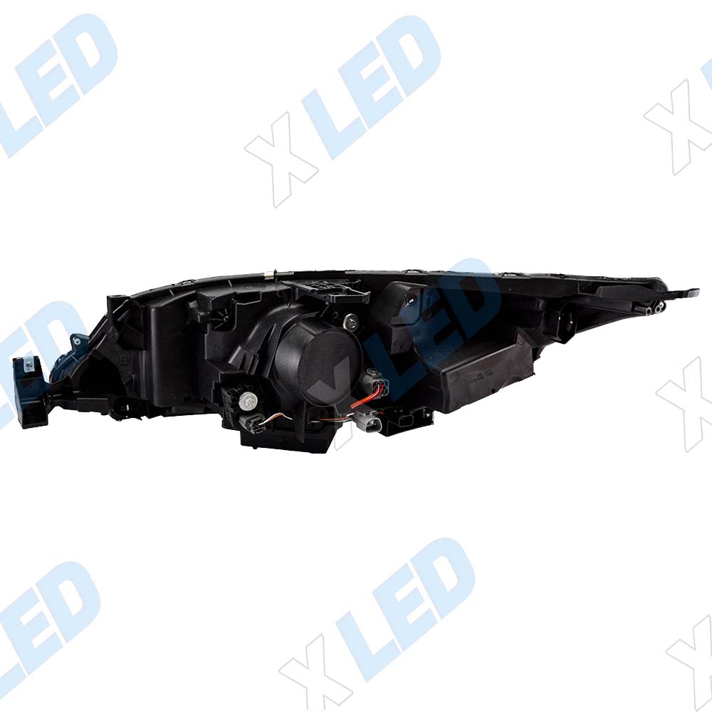Фара Mitsubishi Eclipse Cross (2017-2022) LED (правая)