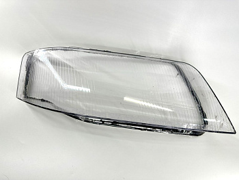 Стекло фары Audi A6 C5 седан, универсал 1997-2001 дорестайлинг и Allroad 2000-2006 (правое) Уценка!