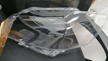 Стекло фары Toyota Camry XV40 2006-2009 дорестайлинг (левое) China