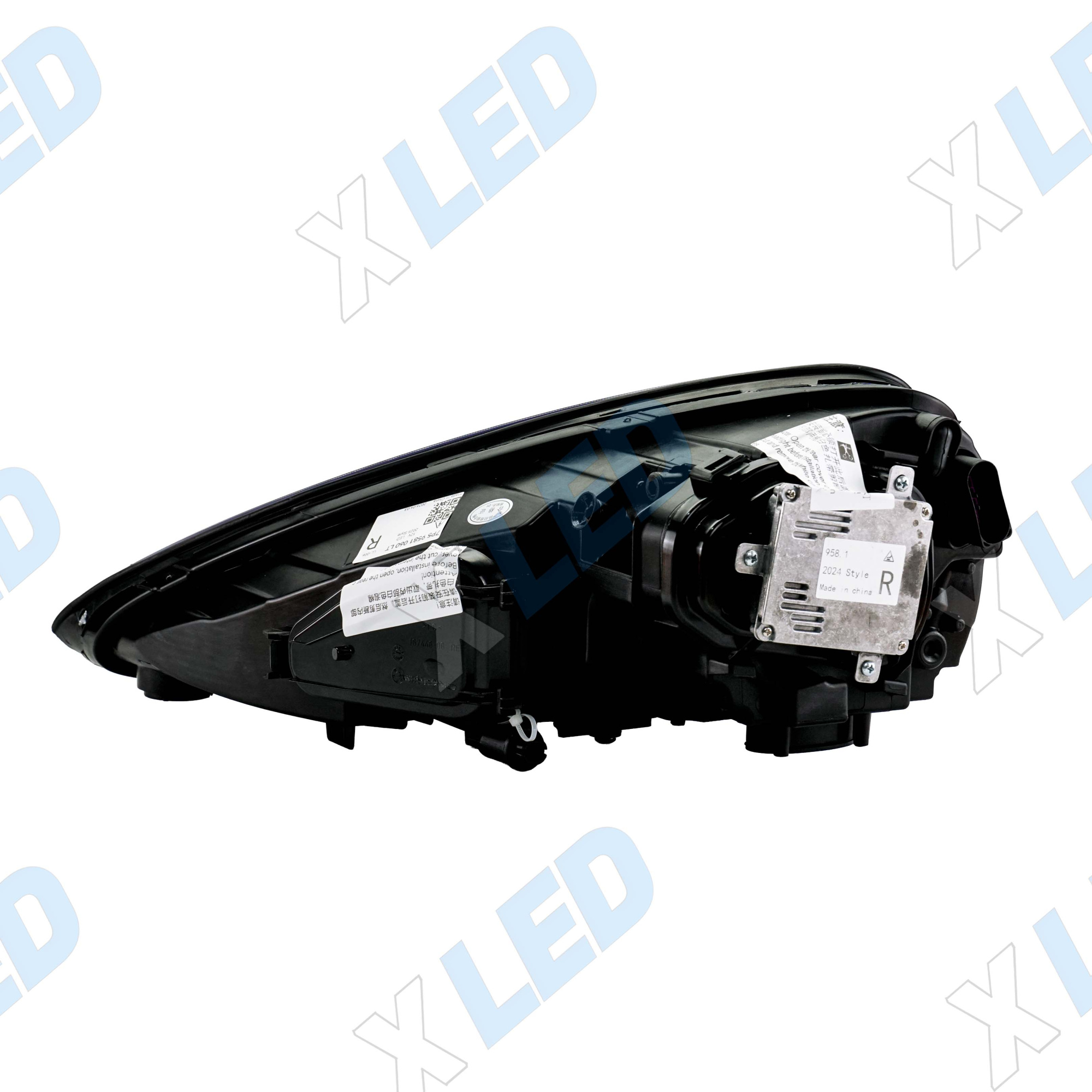 Фара Porsche Cayenne II (958) (2010-2014) LED Matrix, в стиле Cayenne III 2023 (правая)