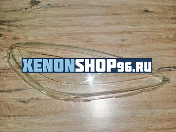 Стекло фары Peugeot 307 дорестайлинг 2001-2005 (правое)